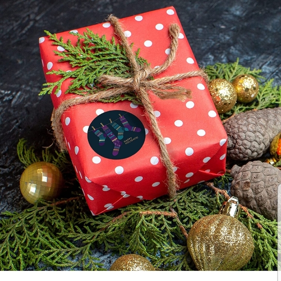 50 ct  2 Inch Circle, Gold Foil & Spot UV Effect , Merry Christmas Stick… - Picture 2 of 8